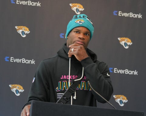 Jaguars coach Liam Coen downplays any jet lag edge over Rams, who arrive Saturday in London