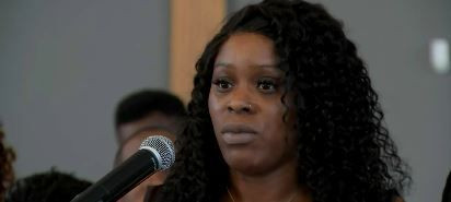 Viral video shows mom and police officer trading punches outside daughter's school