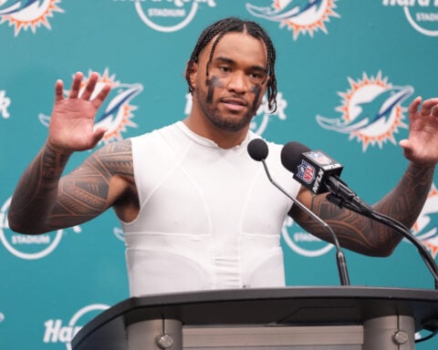 Tua Tagovailoa apologizes for postgame comments calling out teammates