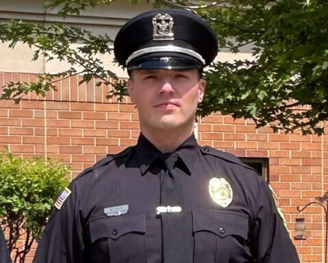 ICE arrests police officer in Chicago suburb and accuses him of being in US illegally