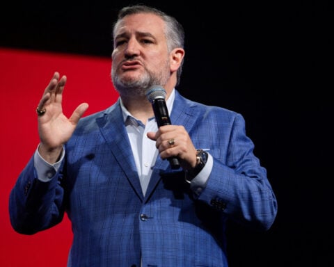 US senators announce deal on aviation safety legislation