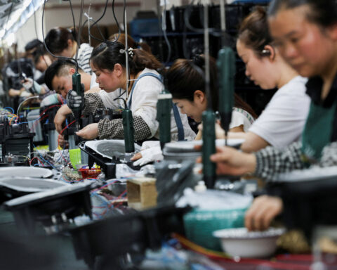 Tariff rollercoaster prompts Chinese exporters to 'give up' on US