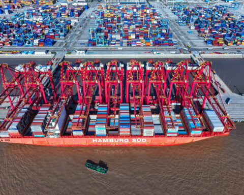 Bessent, Chinese vice premier to meet to try to defuse US tariff hike