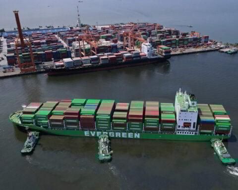 US blocks a global fee on shipping emissions as international meeting ends without new regulations