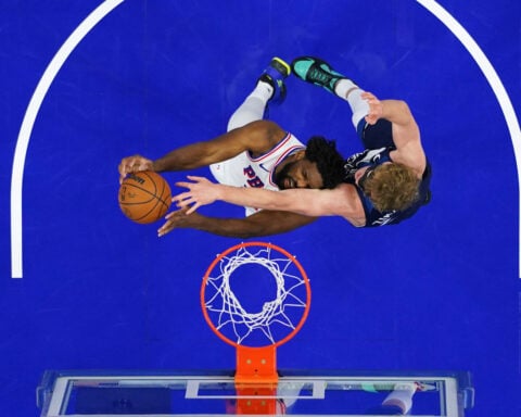 Joel Embiid returns to action for 76ers in preseason finale, first game in nearly 8 months