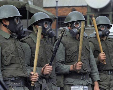 UK sees lessons from Northern Ireland that could aid the fragile Gaza ceasefire process