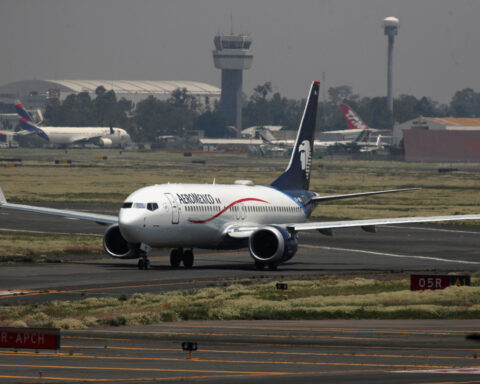 Apollo-backed Aeroméxico seeks up to $2.9 billion valuation in US IPO