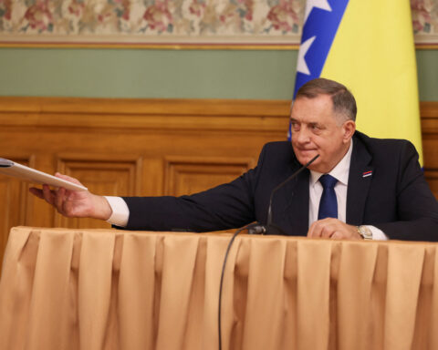 Bosnia's Serb Republic appoints interim president, seals Dodik's departure from post