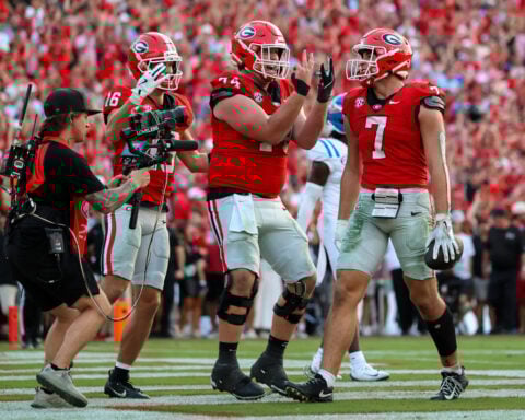 Stockton throws 4 TD passes as No. 9 Georgia rallies in 4th quarter to beat No. 5 Ole Miss 43-35