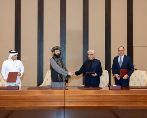 Pakistan and Afghanistan agree to immediate ceasefire after peace talks in Doha