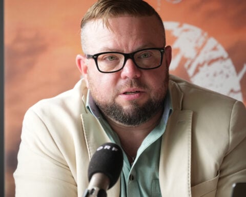 Pope meets with global group of clergy abuse survivors to talk zero tolerance