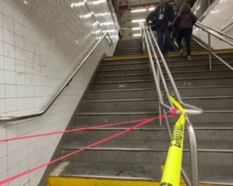 Newborn baby girl found unattended at NYC's Penn Station, police say