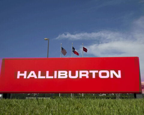 Halliburton upbeat on international demand; cost cuts to save $400 million annually