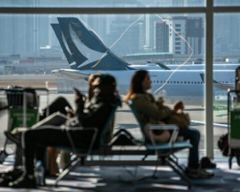 Flying is safe thanks to data and cooperation  – here’s what the AI industry could learn from airlines on safety