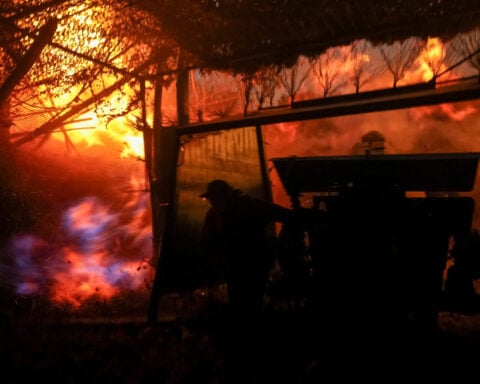 Putin-Trump summit on hold after Russia rejects ceasefire