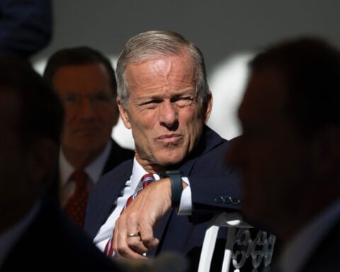 Trump hosts Senate Republicans at renovated White House as the shutdown drags into fourth week