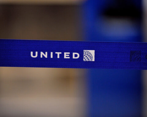 A United Airlines emergency landing likely caused by collision with a weather balloon