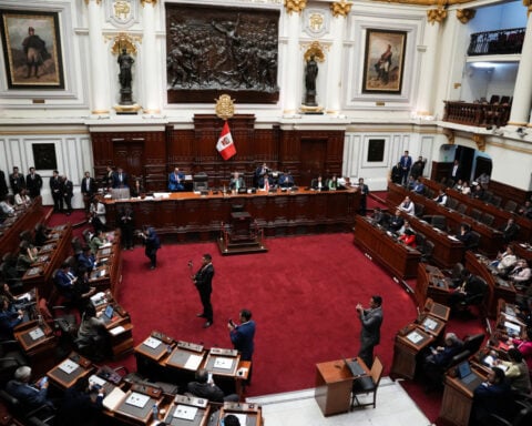 Peru's fiscal stability at risk as Congress pushes costly legislation, watchdog says