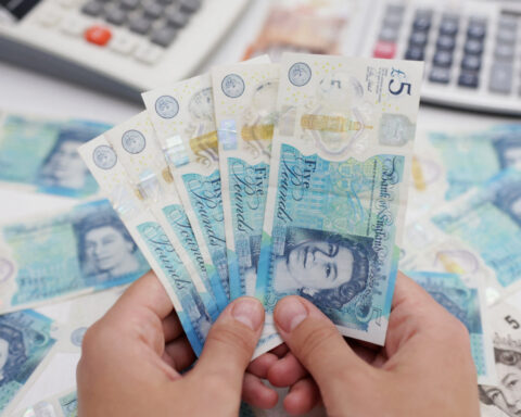 Sterling falls after UK inflation unexpectedly holds steady