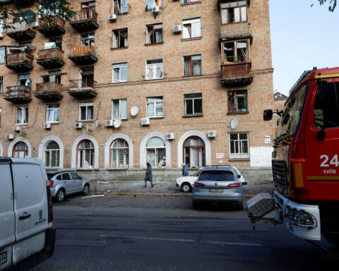 Deadly Russian air attacks force power cuts across Ukraine, as Trump-Putin summit shelved