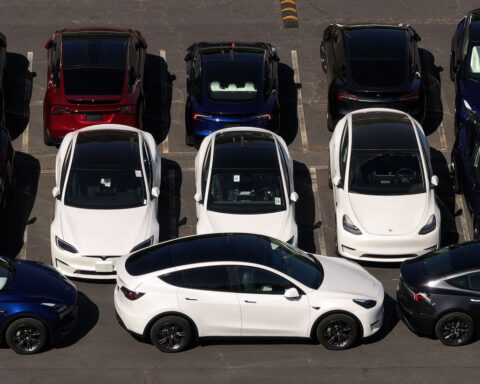 Tesla’s best quarter of year isn’t enough to impress investors. Because they know it won’t last