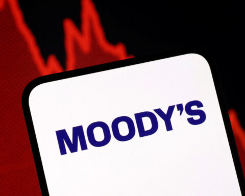 Moody's raises annual earnings forecasts on strong issuance activity, analytics strength