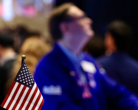 Northern Trust profit beats estimates on higher fees, interest