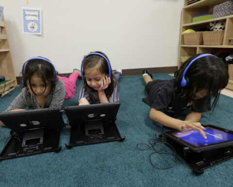 Can AI keep students motivated, or does it do the opposite?