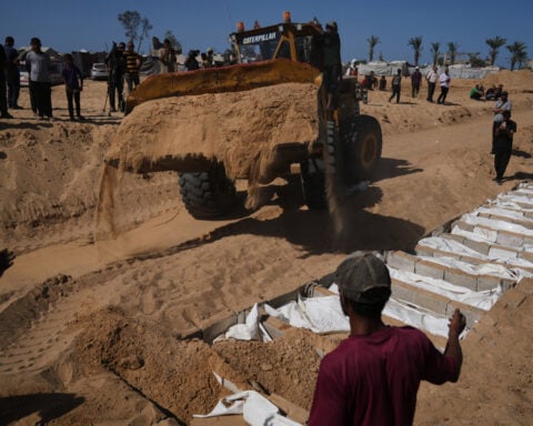 Vance denies the US dictates to Israel as he meets with Netanyahu over Gaza ceasefire