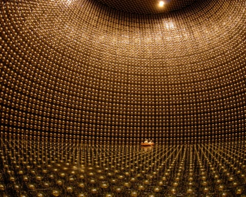 Researchers in US and Japan offer insight into ghostly neutrinos