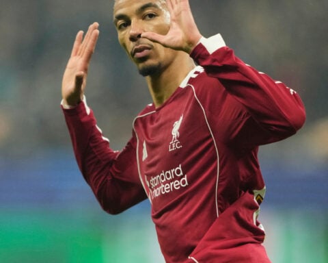 Liverpool rebounds with 5-1 win at Frankfurt in Champions League; Chelsea and Bayern also win big