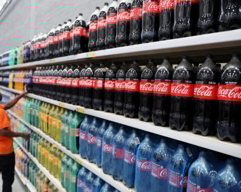 Coca-Cola to incur $1 billion charge for African bottling stake sale