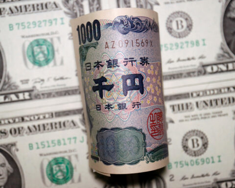 Yen slides as traders eye new US sanctions, CPI data
