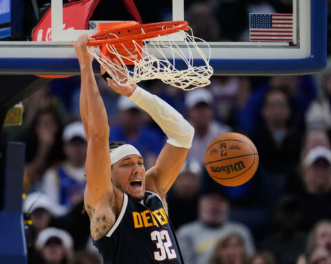 Stephen Curry's heroics overshadow Aaron Gordon's 50-point night in Warriors' OT win