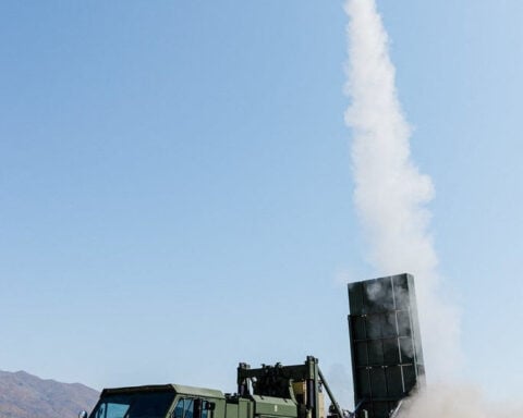 US military takes steps to adapt new hypersonic weapons to mobile launchers