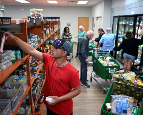 US government shutdown will inflict temporary pain to economy