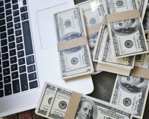 Influencers could learn a thing or two from traditional journalism about disclosing who’s funding their political coverage