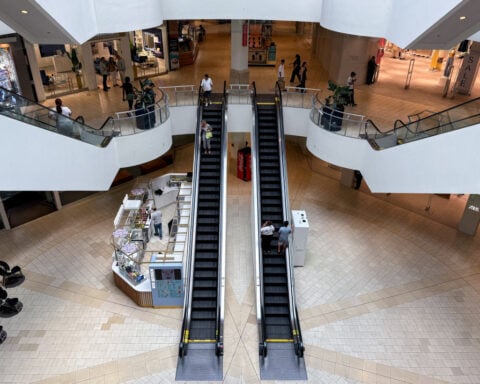 US firms grapple with economic divide as lower income struggles mount