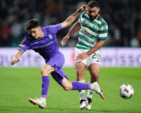 U.S. defender Carter-Vickers to miss up to 5 months with Achilles injury