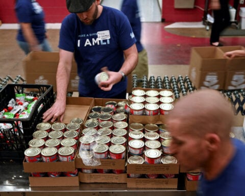 US food banks brace for surge as shutdown threatens benefits