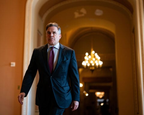 Sen. McCormick defends Trump’s controversial moves, praises his Democratic counterpart as shutdown continues