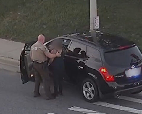 Video captures moment Cook County Sheriff's officer saves choking woman