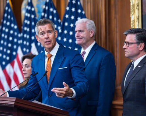 Transportation secretary says he will pull $160M from California over noncitizen truck licenses