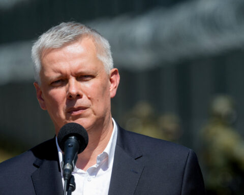 Two Ukrainians detained by Poland in espionage crackdown