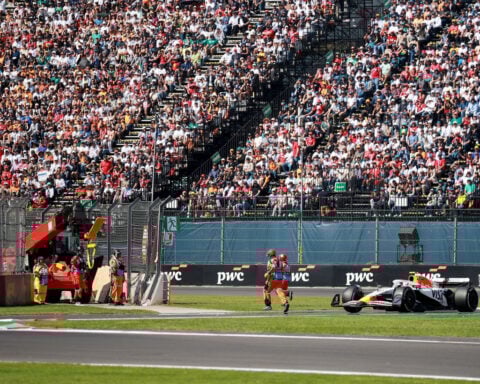 F1 driver Liam Lawson says he ‘could have killed’ marshals running on racetrack at Mexico Grand Prix