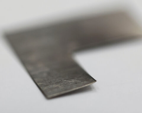 Analysts raise 2026 price forecasts for platinum, palladium after 2025 rally