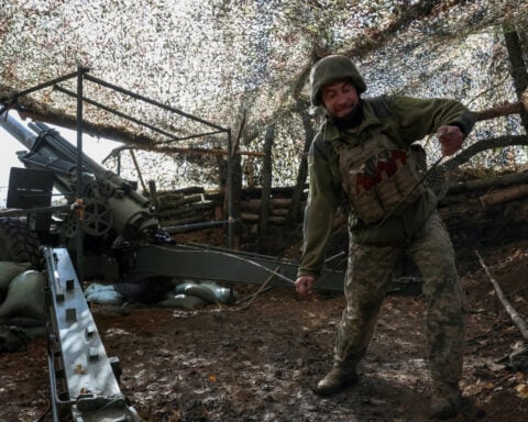 Ukraine deploys reinforcements as fighting spreads in Pokrovsk city