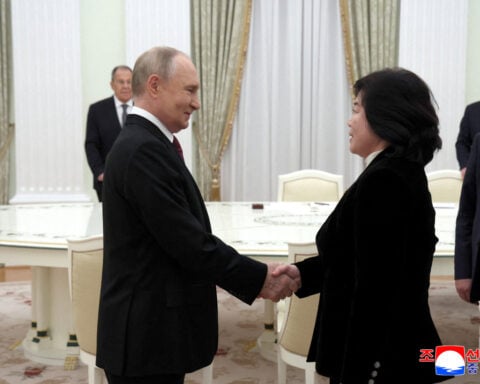 Putin and North Korea's foreign minister discuss strengthening ties, KCNA says