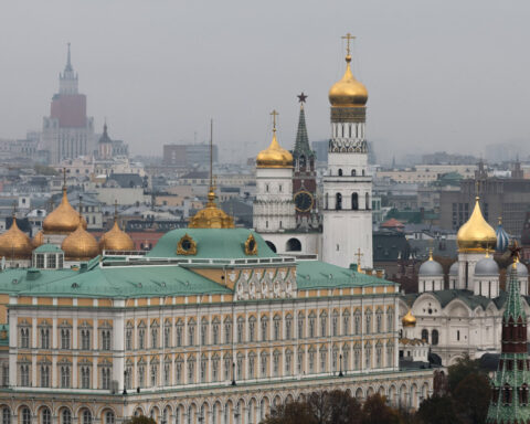 Kremlin says its troops will 'destroy' foreigners fighting for Kyiv