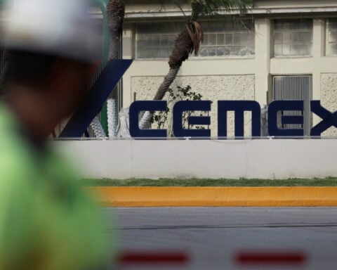 Mexico's Cemex beats estimates in third quarter on higher prices, cost cuts